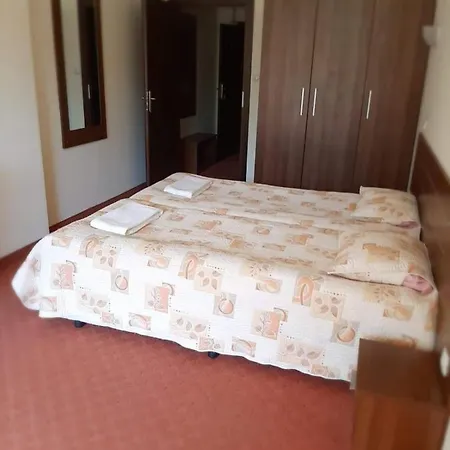 Otel Kartala Yukarı Cuma